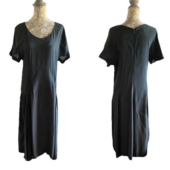 Marni Dresses & Skirts - Marni V Neck Short Sleeve Dress